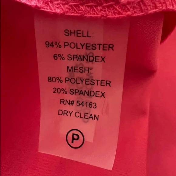 Calvin Klein - Picture 8 of 10